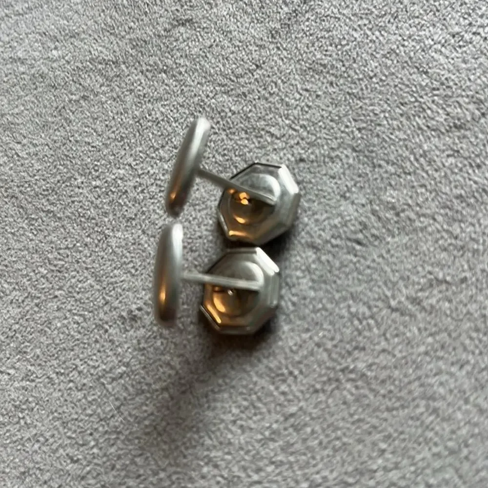 Vintage Silvertone and Black Enamel cuff links